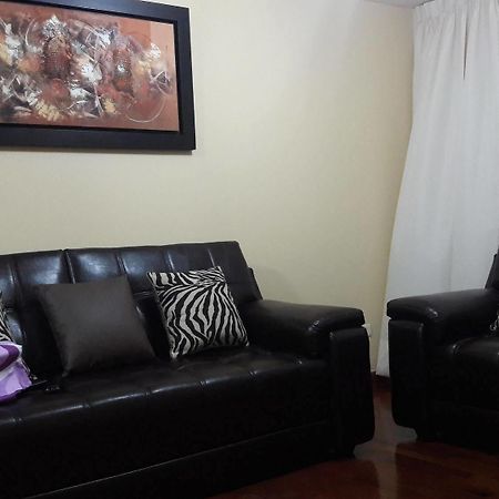 San Isidro Guest House Лима Экстерьер фото