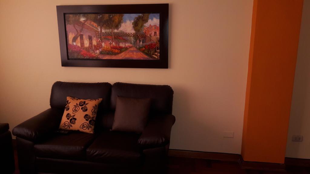 San Isidro Guest House Лима Экстерьер фото